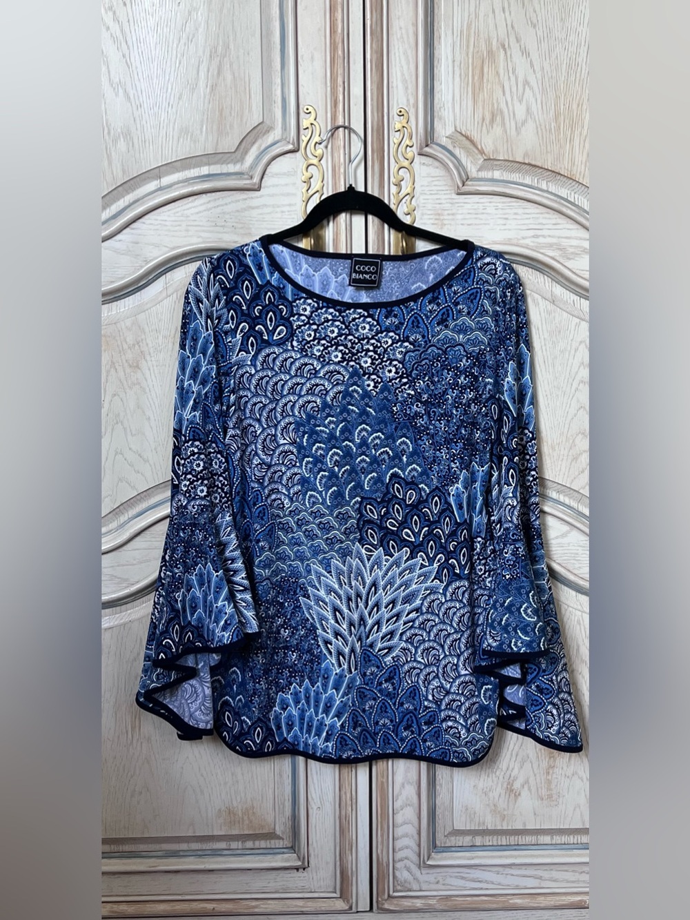 COCO BIANCO Piped Bell Sleeve Top in Navy W/ White Trim Size XL-1X EUC